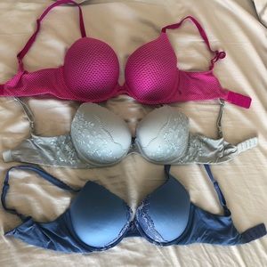 3 Victoria’s Secret perfect shape bras